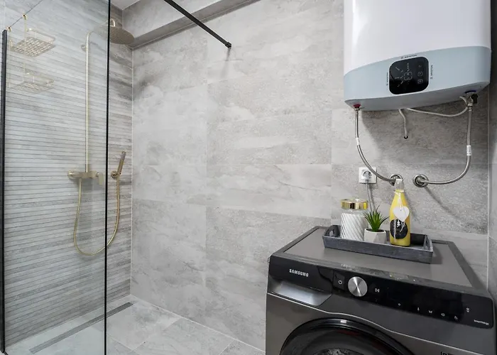 Luxury Sea View Levin Apartment