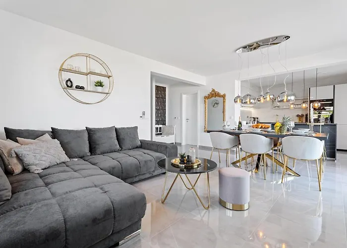 Luxury Sea View Levin *